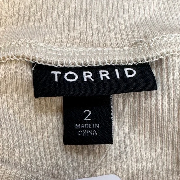 Torrid 2X NWT Champagne Ribbed Crew Neck Sequin Sleeve Long Sleeve Top 41055056 - Picture 2 of 15